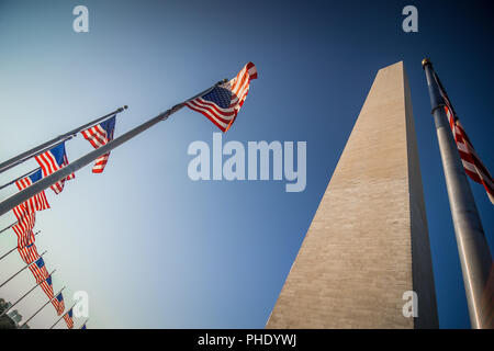 Washington DC memorial tower monument au coucher du soleil Banque D'Images