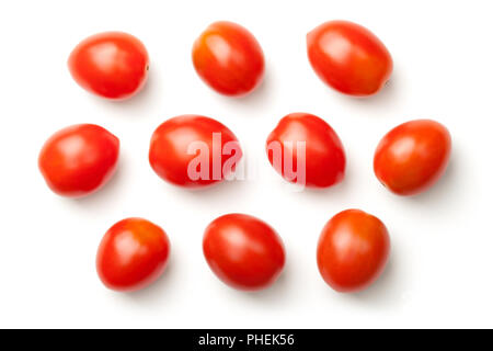 Tomates cerises poivre isolé sur fond blanc Banque D'Images