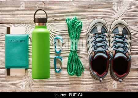 Articles de voyage pour la randonnée télévision lay Banque D'Images