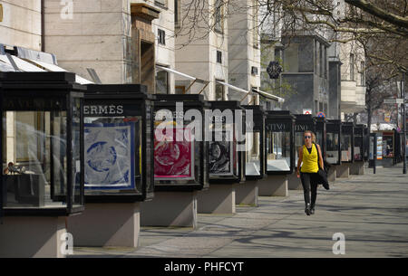 Strassenszene, Gehweg, Shopping, Kurfuerstendamm, Charlottenburg, Berlin, Deutschland Banque D'Images