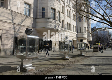 Strassenszene, Gehweg, Shopping, Kurfuerstendamm, Charlottenburg, Berlin, Deutschland Banque D'Images
