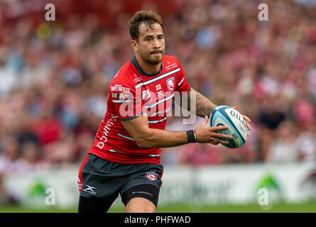 Danny Cipriani de Gloucester Rugby lance un pass pour mettre en place leur deuxième essai lors du match Gallagher Premiership au stade Kingsholm, Gloucester. APPUYEZ SUR ASSOCIATION photo. Date de la photo: Samedi 1er septembre 2018. Voir l'histoire de PA RUGBYU Gloucester. Le crédit photo devrait se lire comme suit : Paul Harding/PA Wire. Banque D'Images