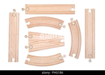 Ensemble de sections séparées de la fer en bois pour le développement des enfants sur fond blanc Banque D'Images