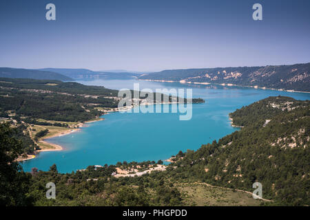 Vue aérienne du Lac de Sainte-Croix, Provence, France, Europe. Banque D'Images