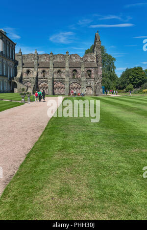 Ruines de l'abbaye de Holyrood augustinien, Édimbourg, Écosse, Royaume-Uni Banque D'Images