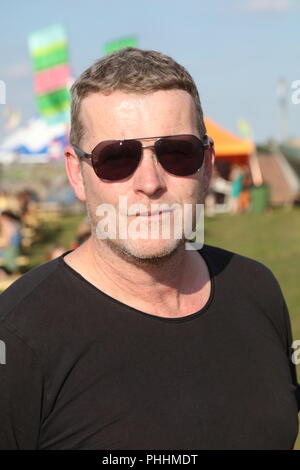 Knebworth Park, Hertfordshire, Royaume-Uni. 1er septembre 2018. Nigel Clake de Dodgy en coulisses lors du tout premier Festival Cool Britannia à Knebworth Park. Banque D'Images