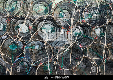 Baie de Haeundae, Busan, Corée. Pieux empilées de filets de pêche. Banque D'Images