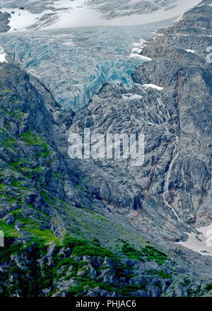 Juneau Alaska - bateau de croisière excursion en hélicoptère sur les glaciers et les montagnes de l'Juneau icefield - grand voyage de vacances pour les touristes de l'Alaska Banque D'Images