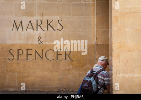 Marks and Spencer shop entrée dans Bath, Royaume-Uni Banque D'Images