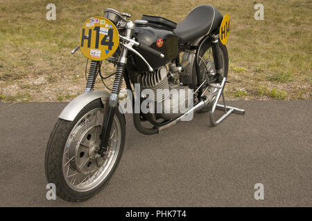 Hongrois de moto historique l'année 1975 Banque D'Images