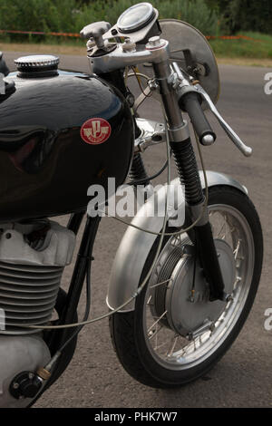 Hongrois de moto historique l'année 1975 Banque D'Images