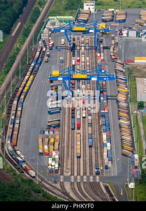 Vue aérienne, Port de Duisburg, Logport 3 logistique idéal sur le Rhin près de Duisburg, Hohenbudberg Huckingen, liaison ferroviaire et conteneur loadi Banque D'Images