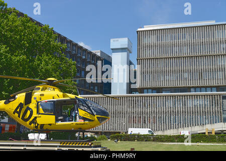 Christoph 31 ADAC Hubschrauber Krankenhaus, Benjamin Franklin', 'Hindenburgdamm, Steglitz, Berlin, Deutschland Banque D'Images