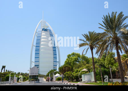 Dubaï, Émirats arabes unis - Juillet 25, 2018 : Entrée à Burj Al Arab hotel 5 étoiles à Jumeirah Beach Banque D'Images