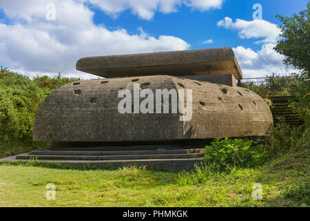 Vieux bunker allemand à Longues-Sur-Mer - Normandie France Banque D'Images