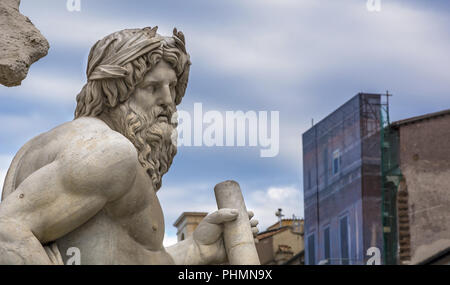 En tête du Gange statue comme un dieu grec Banque D'Images