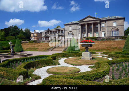 Le jardin Italien & Mansion House à Tatton Park, Knutsford, Cheshire, Angleterre, Royaume-Uni. Banque D'Images