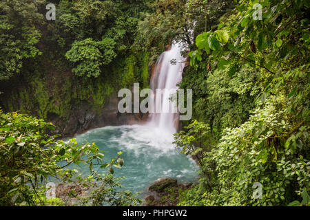 Cascade au Costa Rica Banque D'Images