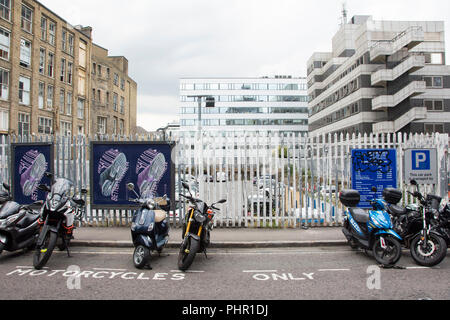 La régénération urbaine autour de Clere Street car park, London, UK Banque D'Images