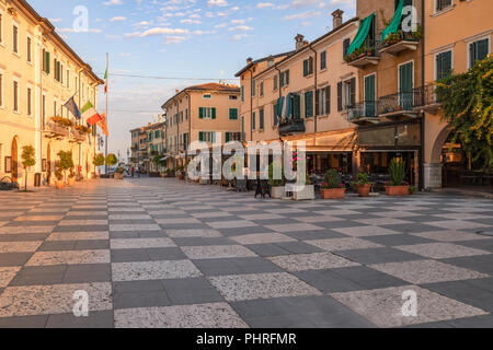 Lazise, Vénétie, le lac de Garde, Italie, Europe Banque D'Images