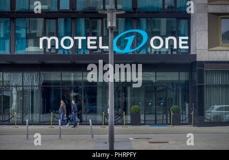 Motel One, Anni-Albers-Strasse, Schwabing, Munich, Bayern, Deutschland Banque D'Images