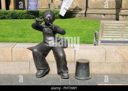 Bronze de Oor Wullie, la bande dessinée écossais publié le D.C. Thomson's Journal, le Sunday Post, à Dundee, Écosse, Royaume-Uni Banque D'Images