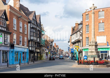 Le Monument aux Morts Croix, High Street, Gloucester, Gloucestershire, Angleterre, Royaume-Uni Banque D'Images