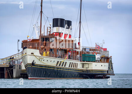 Llandudno North Wales. Bateau à vapeur de mer dernier mondes Le Waverley. Amarrés à la jetée victorienne. Banque D'Images