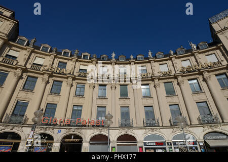 Osram Werbung, Karlsplatz, Munich, Bayern, Deutschland Gloria Palast, Karlsplatz, Munich, Bayern, Deutschland Banque D'Images