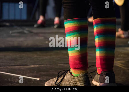 Chaussettes de couleur arc-en-ciel Banque D'Images