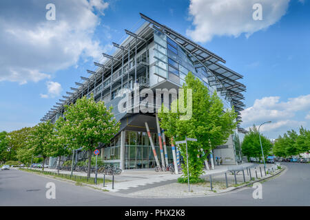 Filmuniversitaet Konrad Wolf de Babelsberg, Marlene-Dietrich-Allee, Babelsberg, Potsdam, Brandebourg, Allemagne Banque D'Images