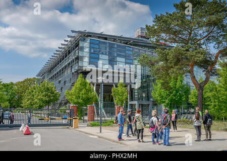 Filmuniversitaet Konrad Wolf de Babelsberg, Marlene-Dietrich-Allee, Babelsberg, Potsdam, Brandebourg, Allemagne Banque D'Images