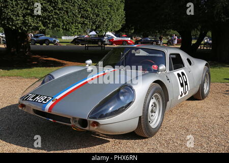 Porsche 904 carrera GTS (1964), Concours d'élégance 2018, 2 septembre 2018. Hampton Court Palace, Londres, Royaume-Uni, Europe Banque D'Images