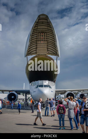 Beluga d'Airbus, de l'ADI 2018, Schönefeld, Brandebourg, Allemagne Banque D'Images