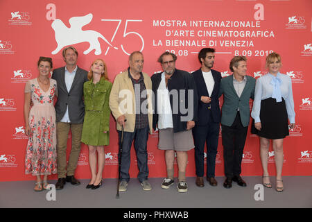 Venise, Italie. 06Th Nov, 2018. 75e Festival du Film de Venise, une séance de film 'à l'éternité's Gate '. Photo : Julian Schnabel, Willem Dafoe, Emmanuelle Seigner, Mads Mikkelsen, Lolita Chammah, Stella Schnabel, Anne Consigny, Vladimir Consigny, Jean Claude Carriere Credit : agence photo indépendante/Alamy Live News Banque D'Images