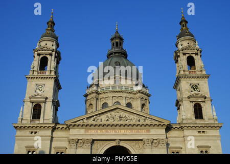 St Stephen's Basilica, conçu par József Hild, Budapest, Hongrie Banque D'Images