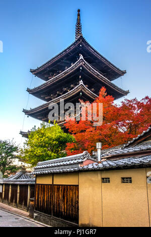 La Pagode Yasaka et Sannen Zaka Rue du matin, Kyoto, Japon Banque D'Images