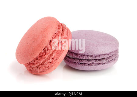 Macaron vert isolé sur fond blanc libre. Banque D'Images