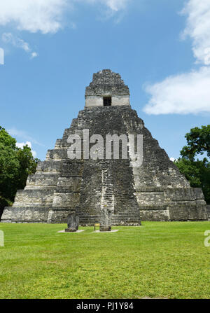 Guatemala, Tikal ruines Maya avec Temple 1 Banque D'Images