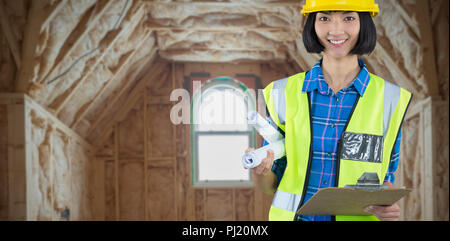 Image composite de female architect holding blueprint et presse-papiers contre l'arrière-plan gris Banque D'Images