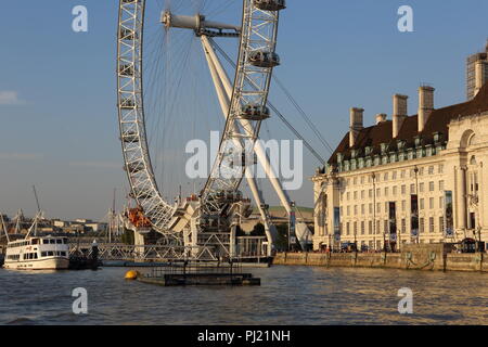 La Tamise à Londres Banque D'Images