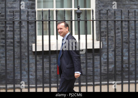 London,UK,4 Septembre 2018,secrétaire d'État pour le pays de Galles l'Alun Rt Hon MP Cairns assiste à sa première réunion du Cabinet après les vacances d'été au 10 Downing Street, Londres. Credit : Keith Larby/Alamy Live News Banque D'Images