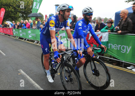 Bristol, Royaume-Uni. 4e Sept 2018. Cette étape 3 ans Début de la visite de la Grande-Bretagne , OVO cycle énergétique de la race. Bristol à. Course a commencé sur les Downs à Mesdames mille . Riders et fans vus dans le grand départ. Robert Timoney/Alamy/Live/News Crédit : Robert Timoney. Banque D'Images