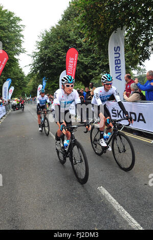 Bristol, Royaume-Uni. 4e Sept 2018. Cette étape 3 ans Début de la visite de la Grande-Bretagne , OVO cycle énergétique de la race. Bristol à. Course a commencé sur les Downs à Mesdames mille . Riders et fans vus dans le grand départ. Robert Timoney/Alamy/Live/News Crédit : Robert Timoney. Banque D'Images