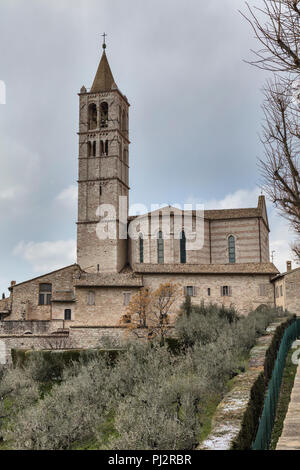 Basilique de Sainte Claire, la Basilique Santa Chiara, Assise, Pérouse, Ombrie, Italie Banque D'Images