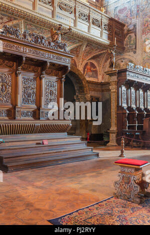 Intérieur de l'église San Pietro, Pérouse, Ombrie, Italie Banque D'Images