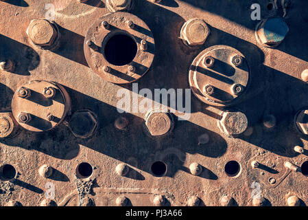 Détail d'un ancien wagon rouillé abandonné dans la cimetière de Uyuni, Bolivie Banque D'Images