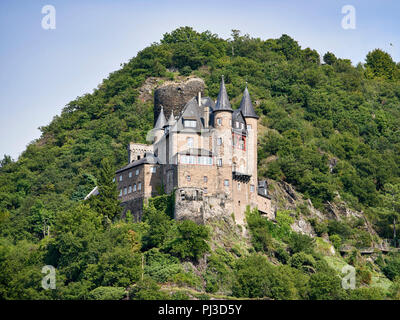 Katz (Château Burg Katz) au-dessus de la ville de Saint Goarshausen en Rhénanie-Palatinat. Banque D'Images