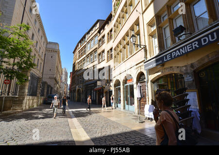 Lyon (sud-est de la France) : l'immobilier, les bâtiments de la "rue Saint-Jean' street, dans le centre historique, 5ème arrondissement de Paris (quartier). Banque D'Images