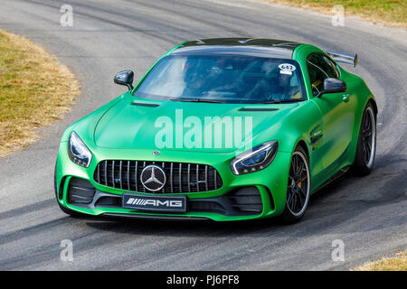 2018 Mercedes-AMG GT R Coupe sur c'est courir à la course de démonstration 2018 Goodwood Festival of Speed, Sussex, UK. Banque D'Images